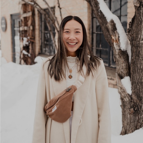 ✨Read For Closet Info!✨ - Picture 2 of 4